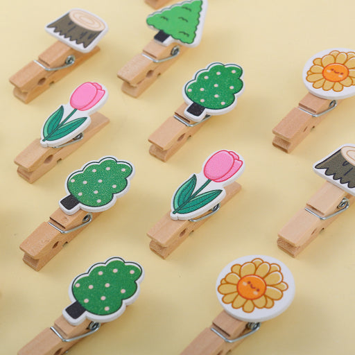 Clip de madera pequeño para bebidas y plantas.