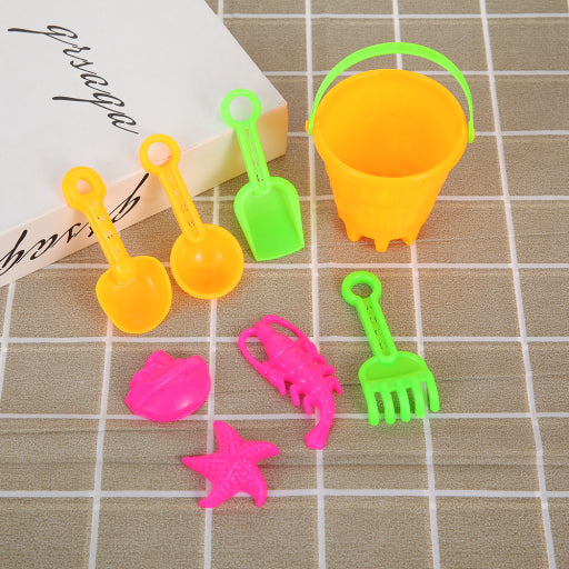 juego de ocho cubos de playa