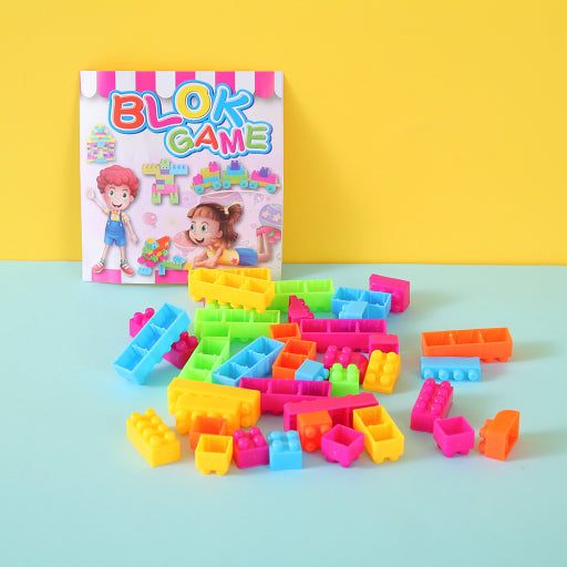 pequeños bloques de construcción multicolores