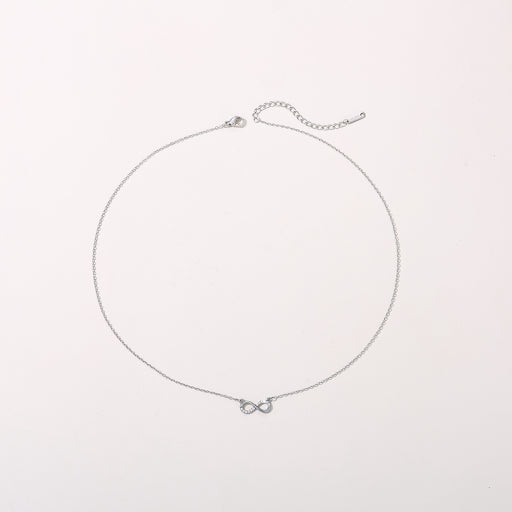 Collar colgante de 8 líneas con incrustaciones de circonio