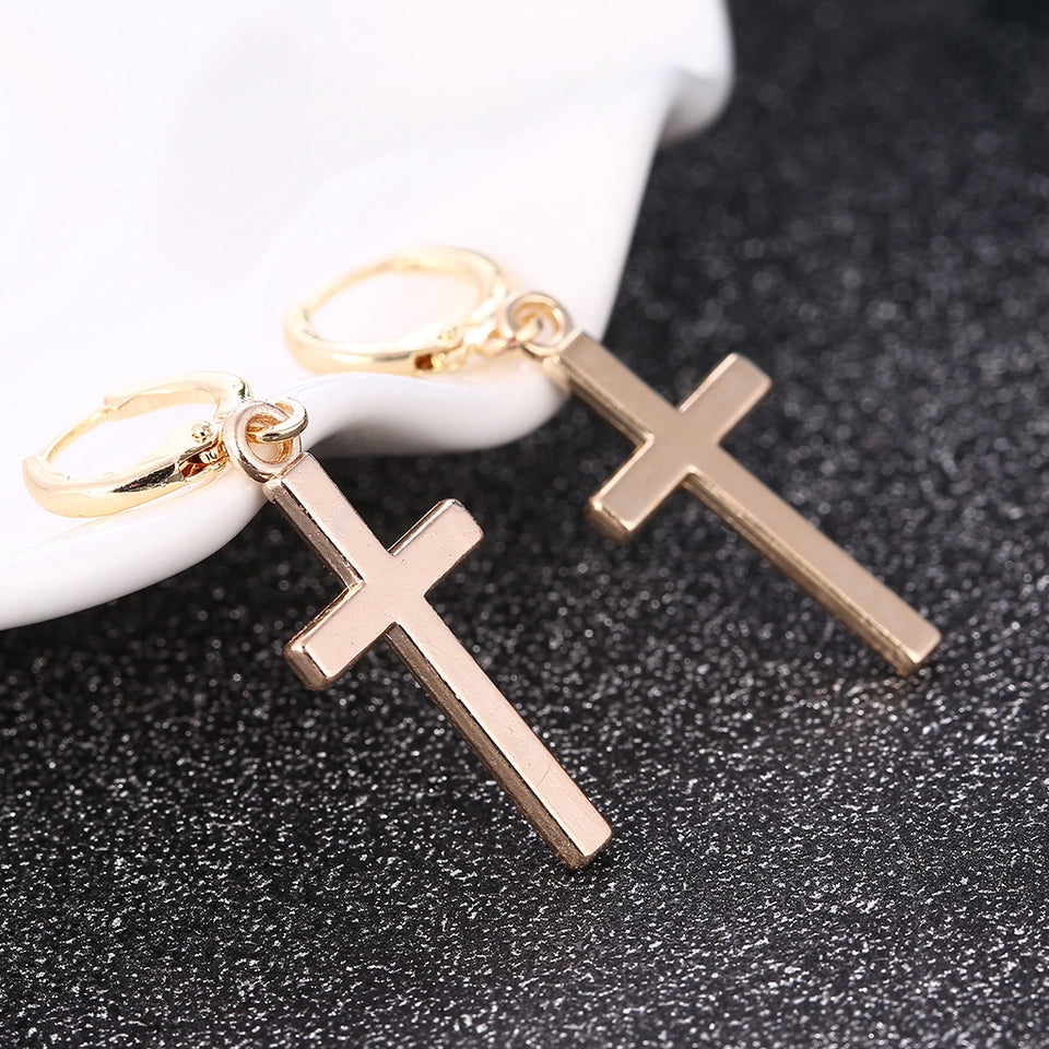 Aretes con forma de cruz