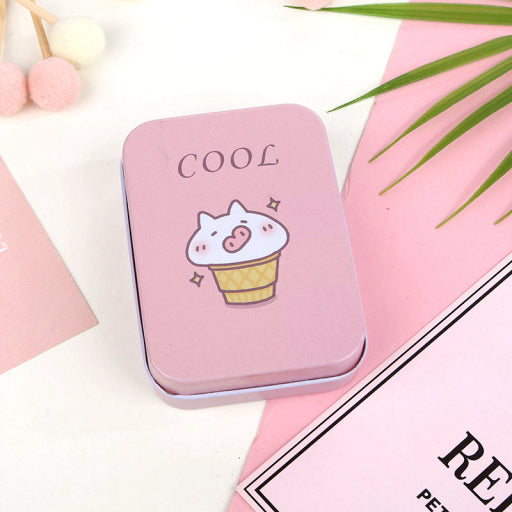 Pequeña caja metálica para almacenamiento