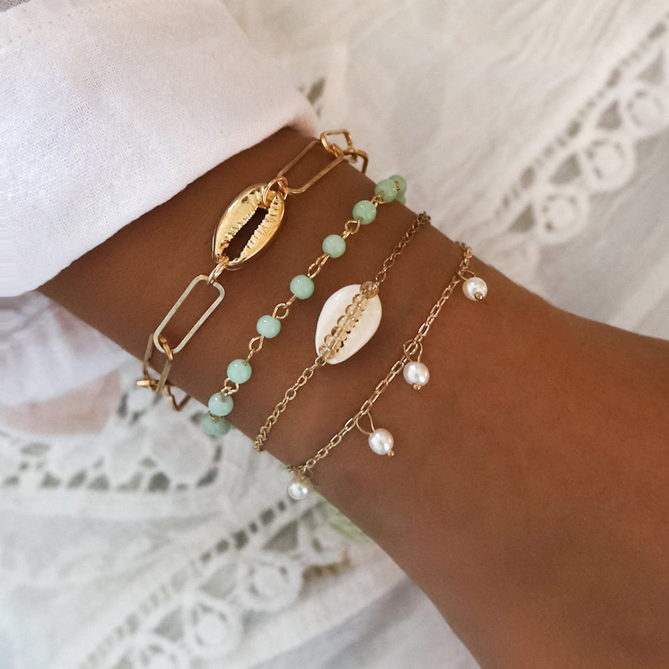 Elegantes pulseras estilo conchita