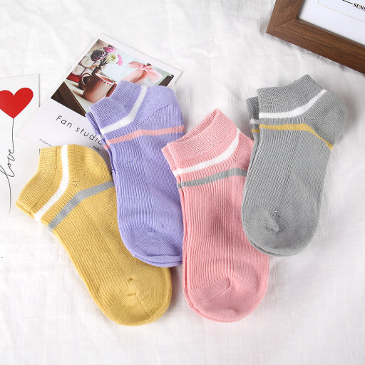 Lindos calcetines infantiles a rayas (3 pares)