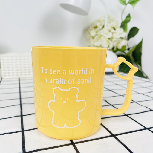 lindo vaso de enjuague bucal de animales