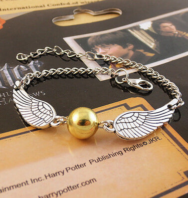 Pulsera de snitch dorada