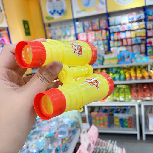 Telescopio infantil pequeño.