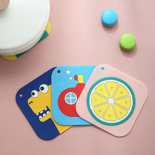 Divertido porta vasos con dibujos animados