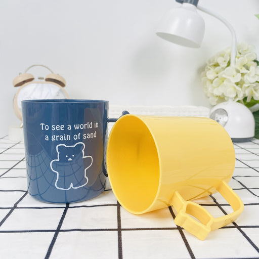 lindo vaso de enjuague bucal de animales
