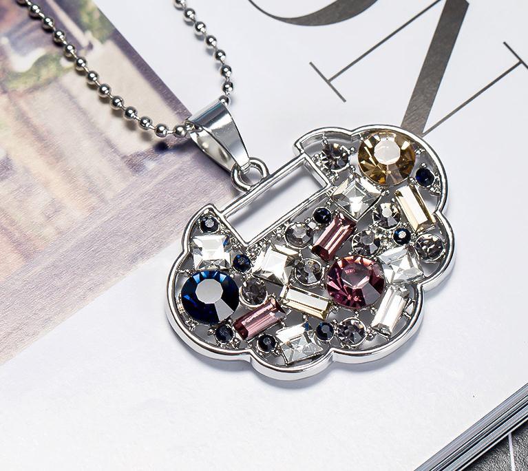 Collar de cuadro con pedreria