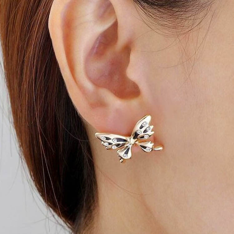 Juego de aretes en forma de mariposa