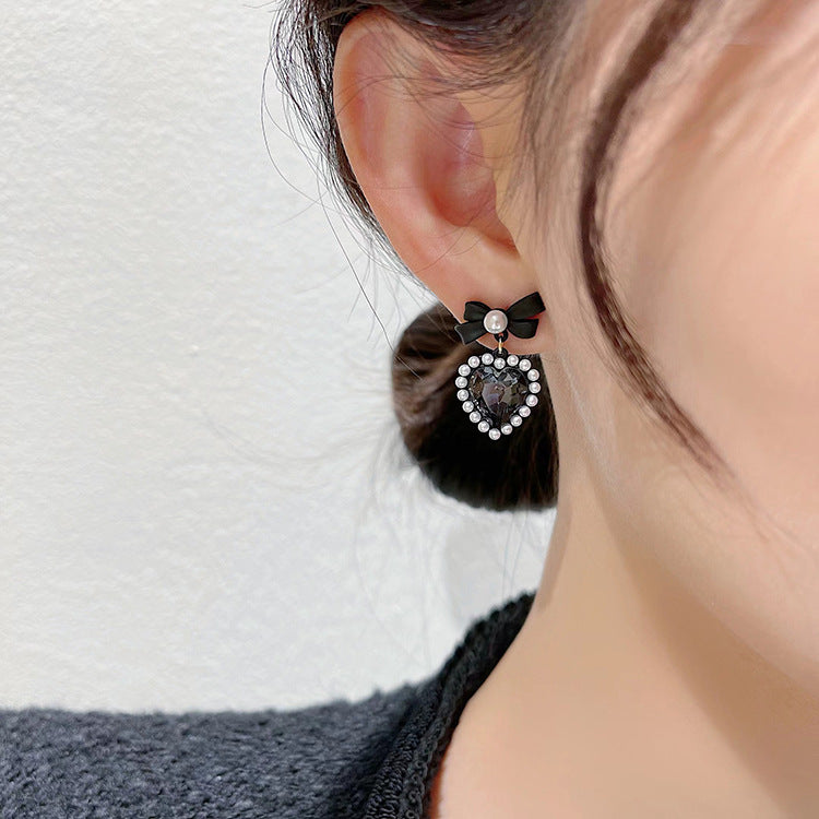 Aretes de cubo con listón