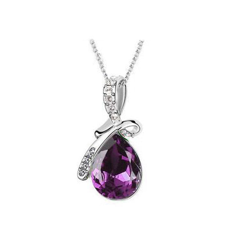 Collar en forma de gota de cristal