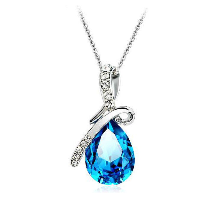Collar en forma de gota de cristal
