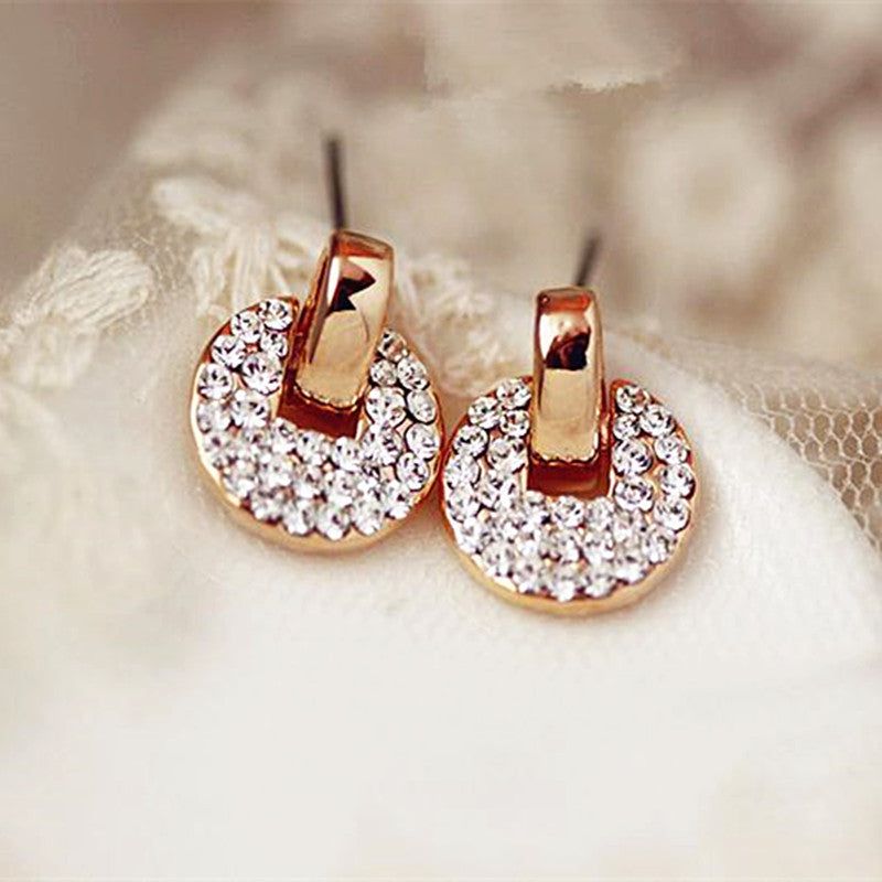 Hermosos aretes con pedreria
