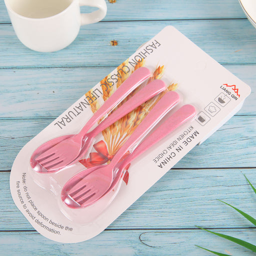 Juego de cubiertos dos piezas de tenedor y cuchara.