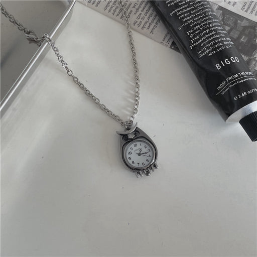 Reloj de cadena con diseño