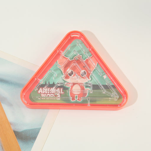Laberinto triangular de animales