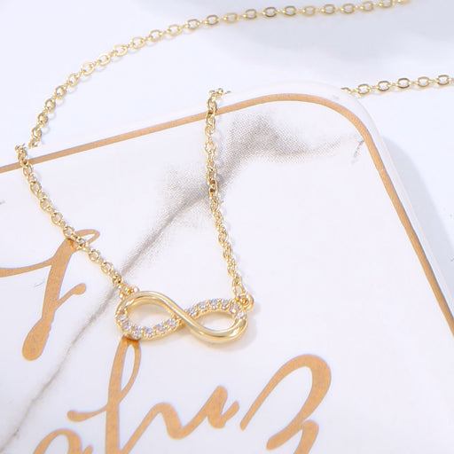 Collar colgante de 8 líneas con incrustaciones de circonio