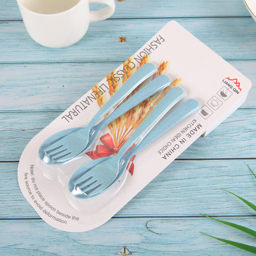 Juego de cubiertos dos piezas de tenedor y cuchara.