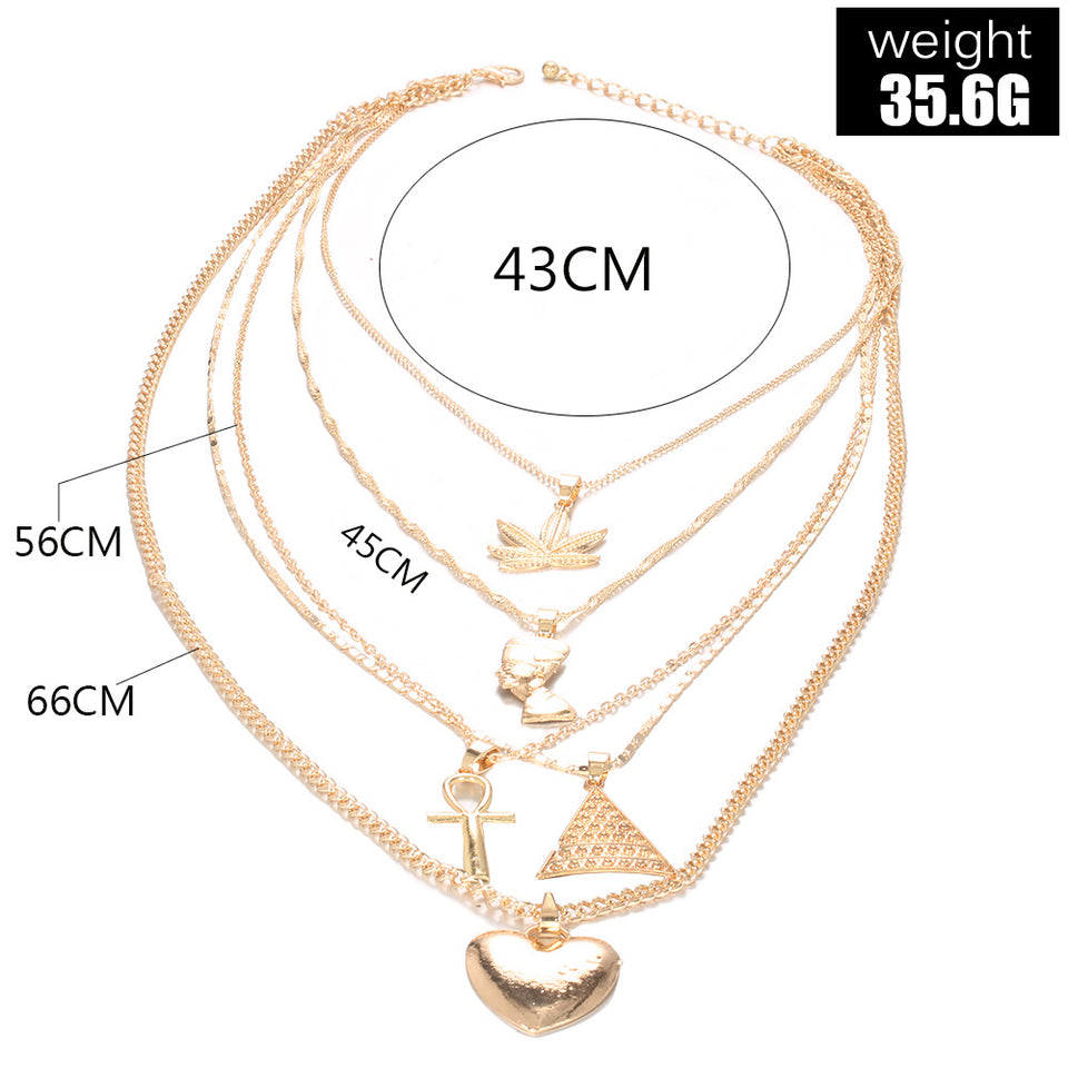 Juego de collares de corazón y flor