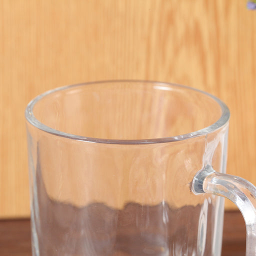taza de té de vidrio simple