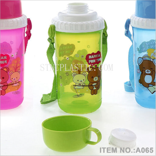 Botella de agua infantil