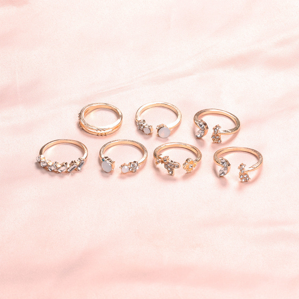 Set de anillos delgadas con pedreria
