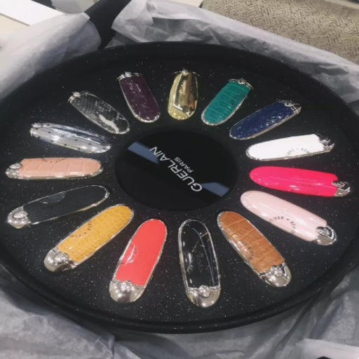 Uñas postizas