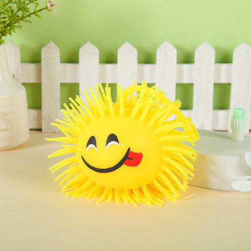 Linda bola de pelo emoji brillante