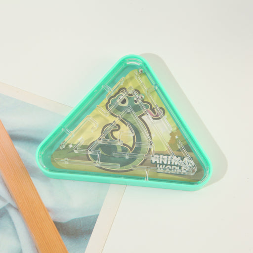 Laberinto triangular de animales