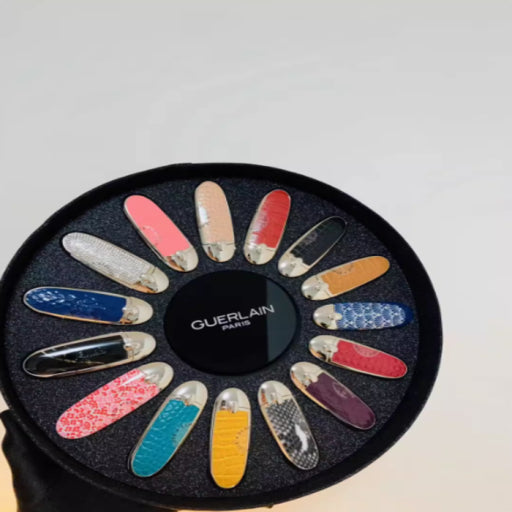 Uñas postizas