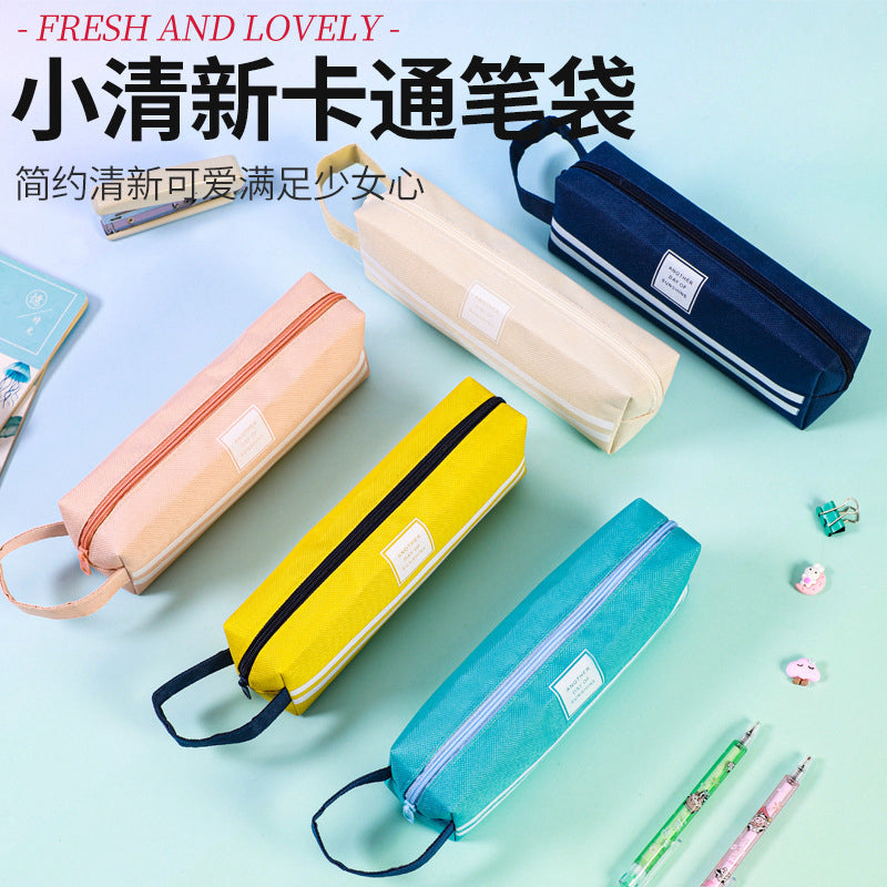 Estuche con diseño de líneas