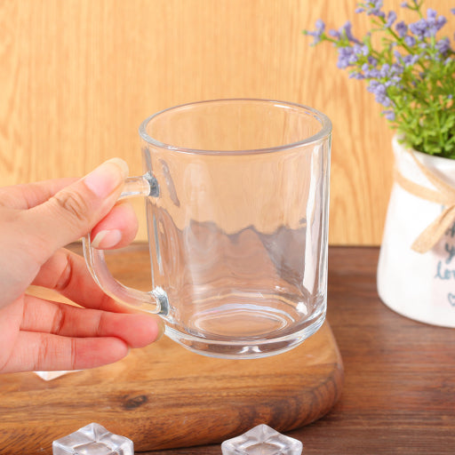 taza de té de vidrio simple