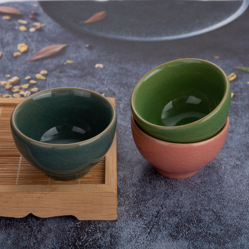 Taza pequeña glaseada con miel de Ge Kiln