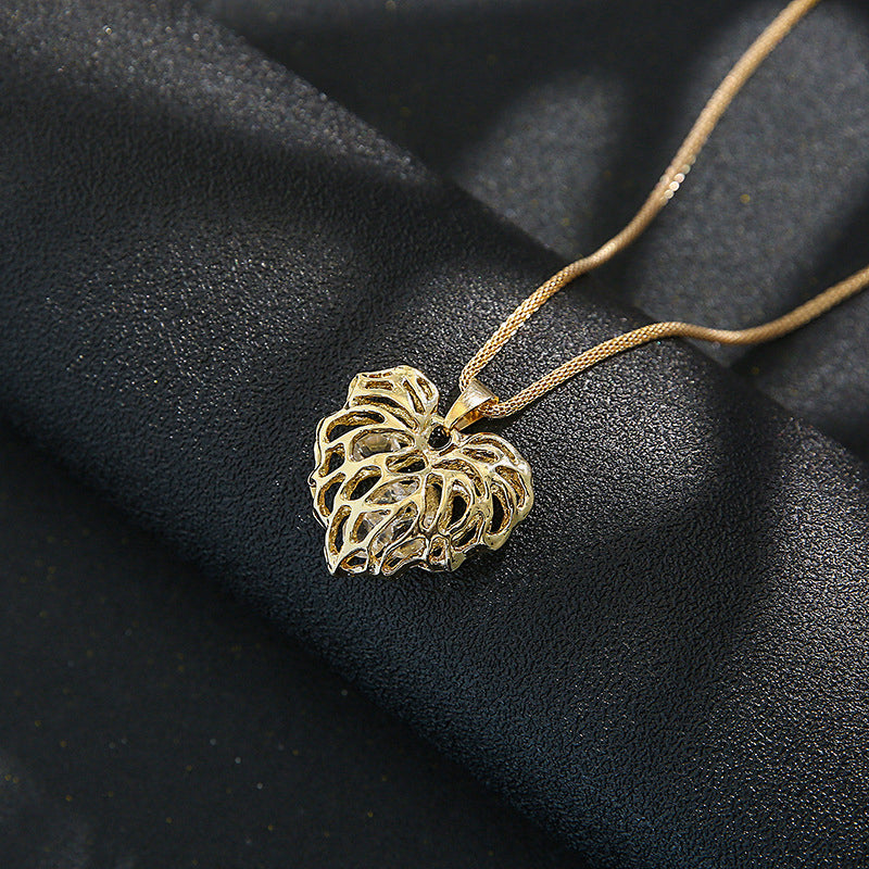 Dije de corazón con cadena