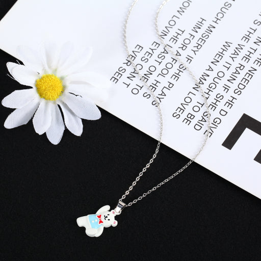 Collar de resina de oso bailando