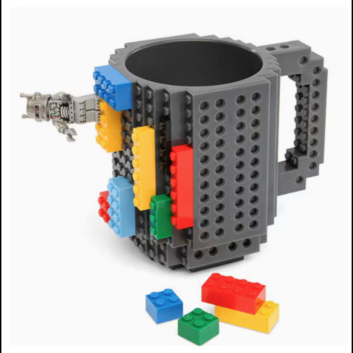 Taza de bloques de construcción