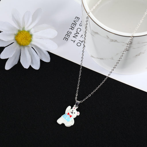 Collar de resina de oso bailando