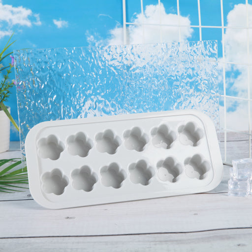 bandeja de hielo de flores