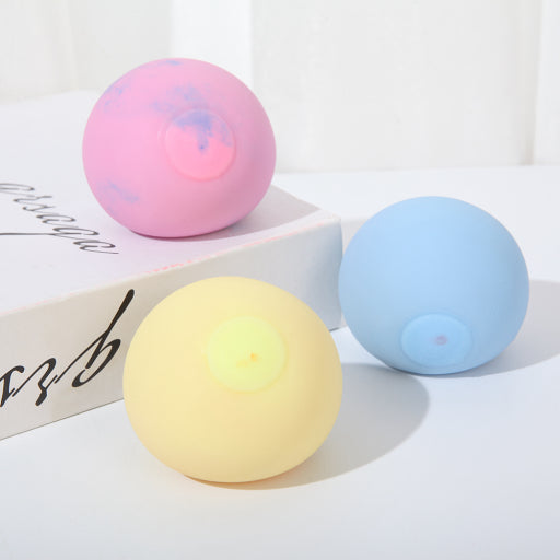 Bolas de harina extruidas que cambian de color