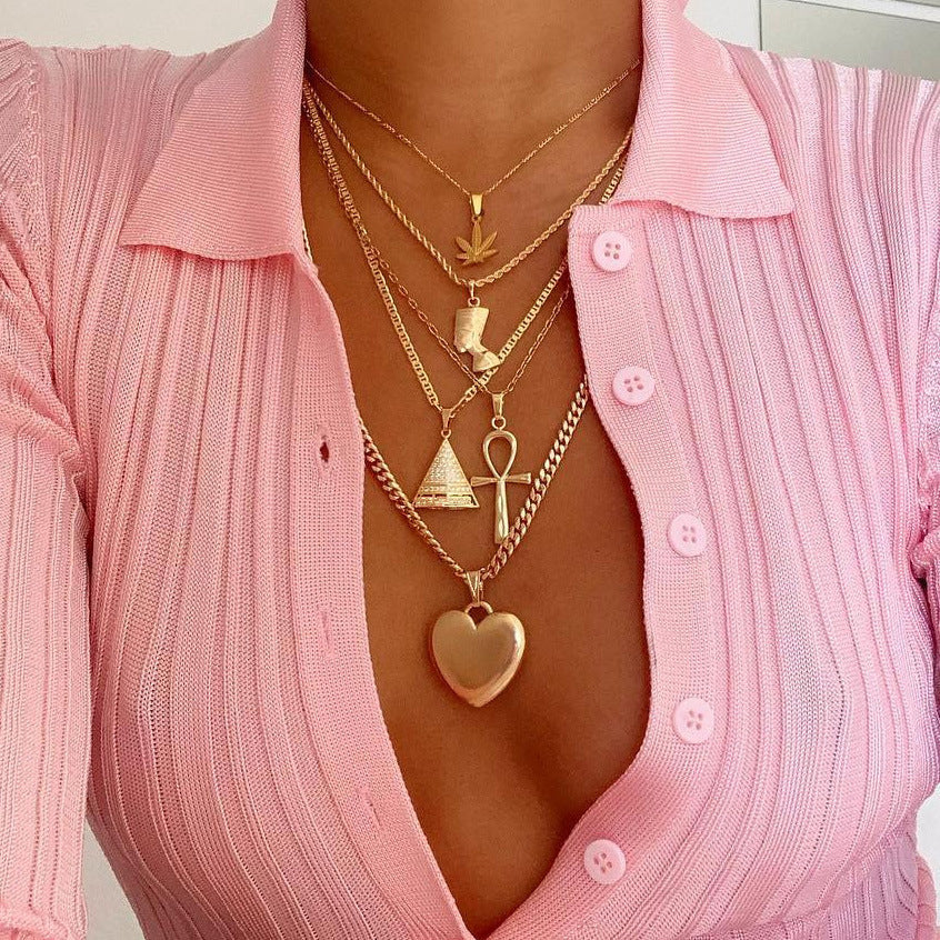 Juego de collares de corazón y flor