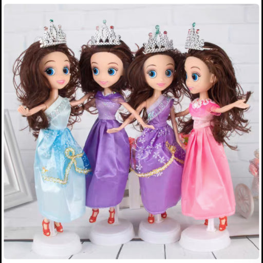 Muñeca con vestido