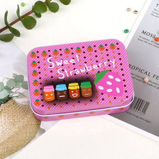 Pequeña caja metálica para almacenamiento